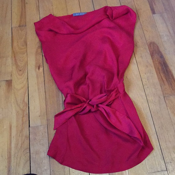 Medium red Suzy Shier blouse